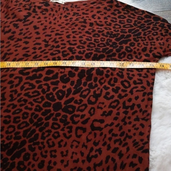 ENTRO • ANTHRO Leopard Print Off The Shoulder Tinic Top ~ NWT Size S - Picture 6 of 6